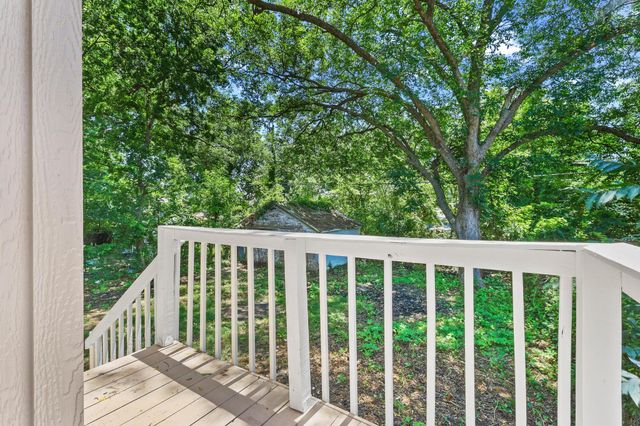 614 W Owings Street, Denison, TX 75020