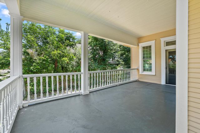 614 W Owings Street, Denison, TX 75020