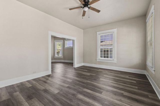 614 W Owings Street, Denison, TX 75020