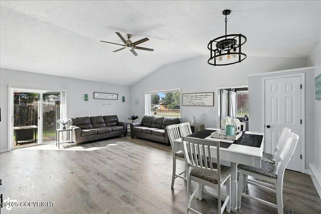 385 W Riverview Avenue, Soldotna, AK 99669