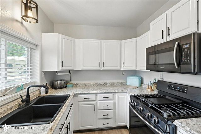 385 W Riverview Avenue, Soldotna, AK 99669