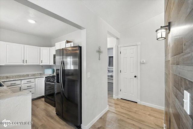 385 W Riverview Avenue, Soldotna, AK 99669