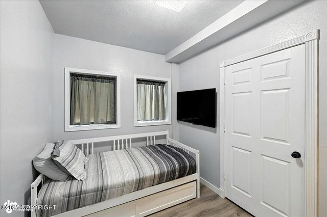 385 W Riverview Avenue, Soldotna, AK 99669