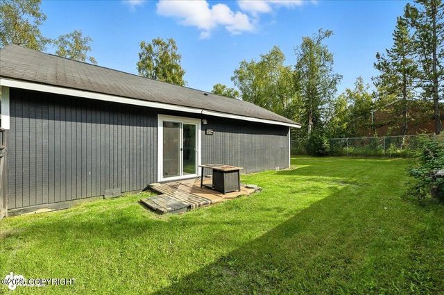 385 W Riverview Avenue, Soldotna, AK 99669