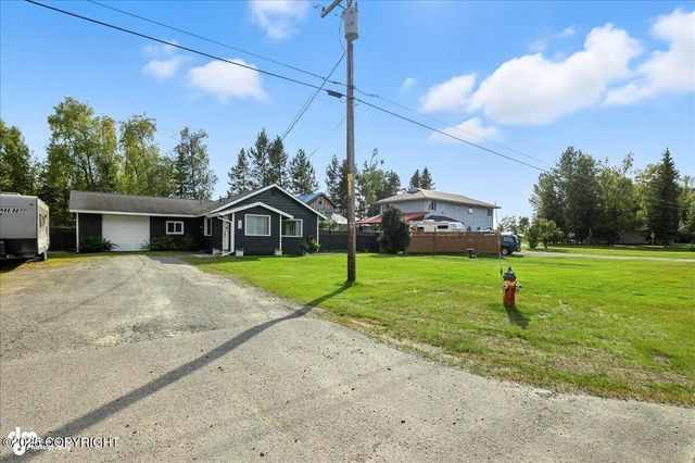 385 W Riverview Avenue, Soldotna, AK 99669
