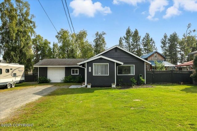 385 W Riverview Avenue, Soldotna, AK 99669