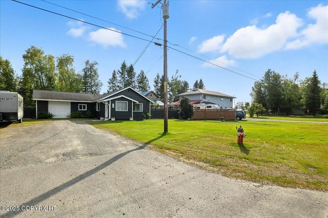 385 W Riverview Avenue, Soldotna, AK 99669