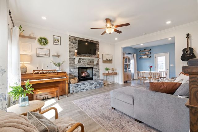 2013 Ambie Way, Fairview, TN 37062