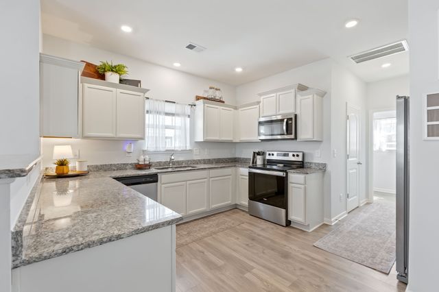 2013 Ambie Way, Fairview, TN 37062