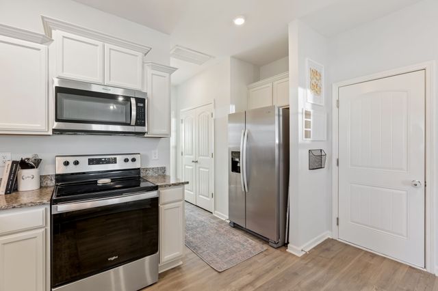 2013 Ambie Way, Fairview, TN 37062