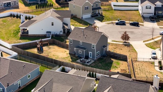 2013 Ambie Way, Fairview, TN 37062