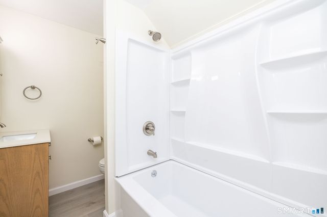 41 Walnut Street, Enfield, CT 06082