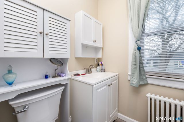 41 Walnut Street, Enfield, CT 06082