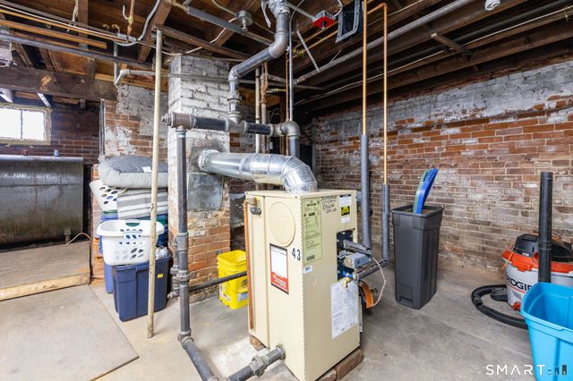 41 Walnut Street, Enfield, CT 06082