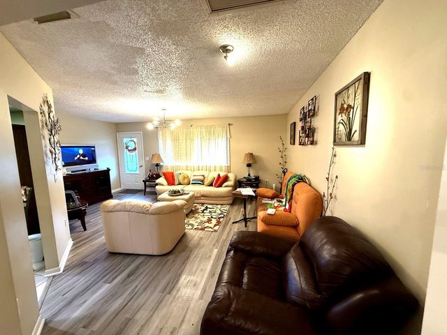 10978 SW 83RD AVENUE, Ocala, FL 34481