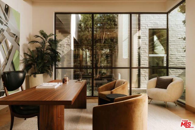 1307 N Doheny Drive, Los Angeles, CA 90069
