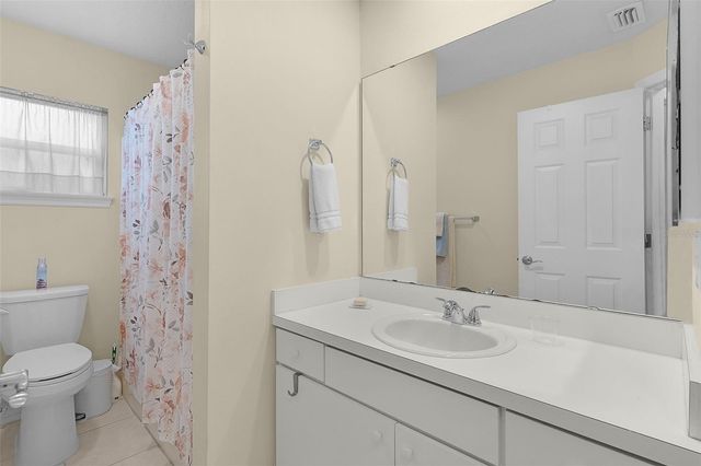 1622 LAUREL WAY, Tavares, FL 32778