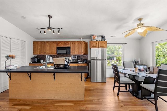 48-50 Arcadia St, Revere, MA 02151