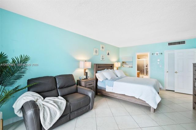 5401 Collins Avenue 807, Miami Beach, FL 33140