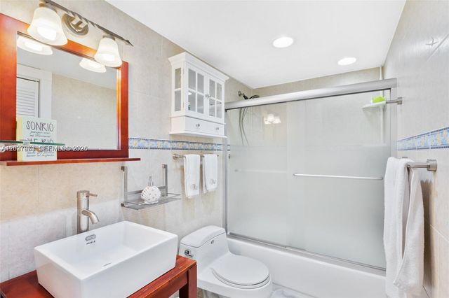 5401 Collins Avenue 807, Miami Beach, FL 33140