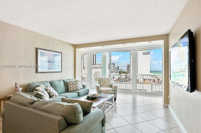 5401 Collins Avenue 807, Miami Beach, FL 33140