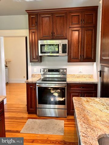 149 W MAIN ST, Millheim, PA 16854