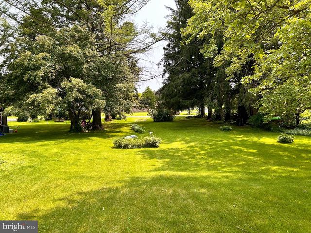 149 W MAIN ST, Millheim, PA 16854