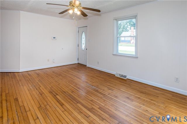 504 Miles Ave, Hopewell, VA 23860