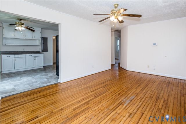 504 Miles Ave, Hopewell, VA 23860