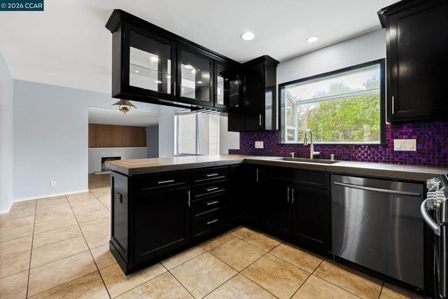 959 959 Chandler Ct, Concord, CA 94518