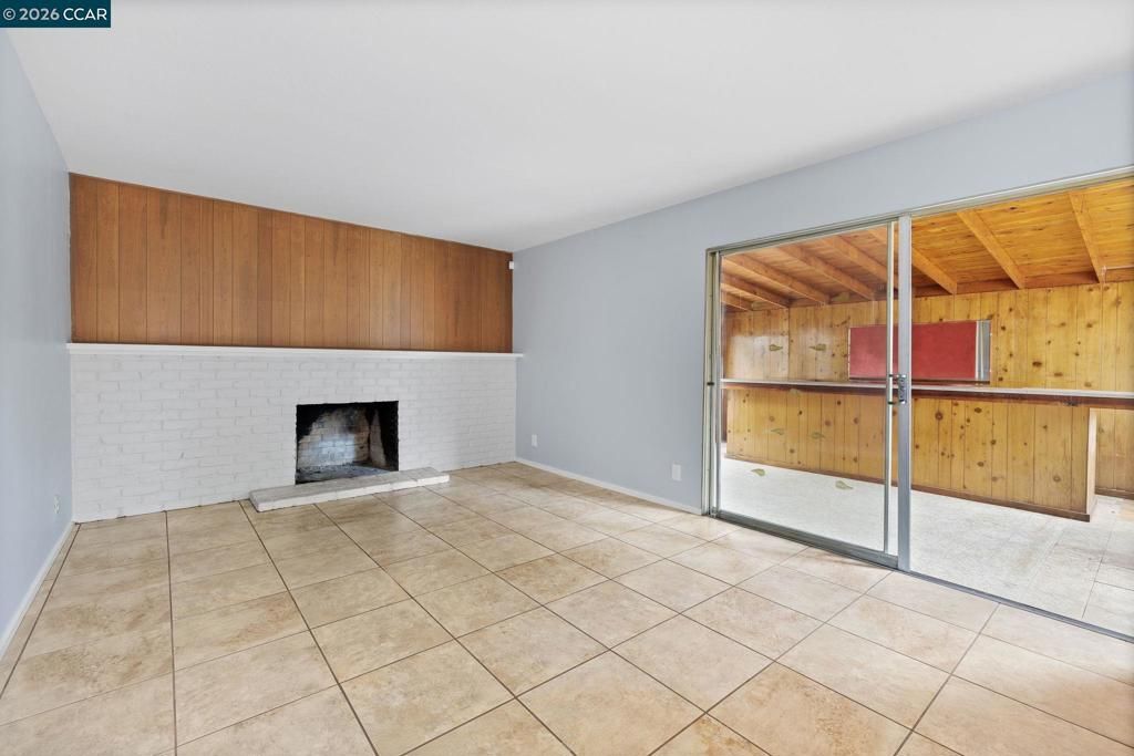 Image 10 of property listing at 959 959 Chandler Ct, Concord, CA 94518