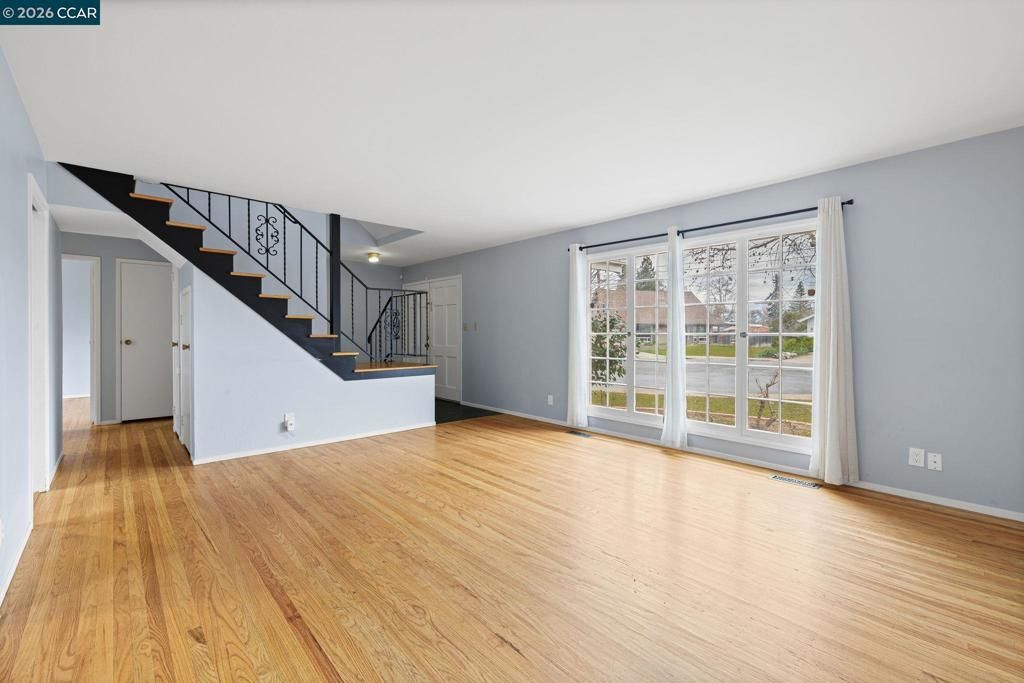 Image 3 of property listing at 959 959 Chandler Ct, Concord, CA 94518