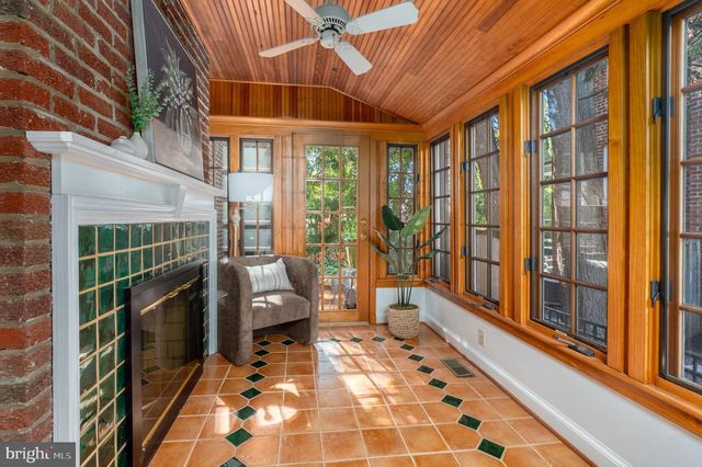 5103 CHEVY CHASE PKWY NW, Washington, DC 20008