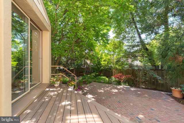 5103 CHEVY CHASE PKWY NW, Washington, DC 20008