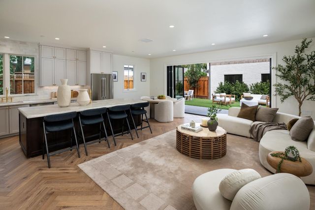 162 Waverley Street, Palo Alto, CA 94301