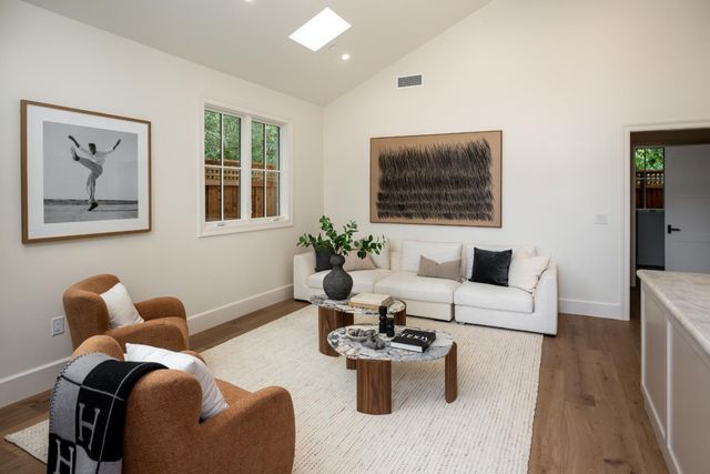 162 Waverley Street, Palo Alto, CA 94301