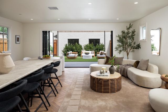 162 Waverley Street, Palo Alto, CA 94301