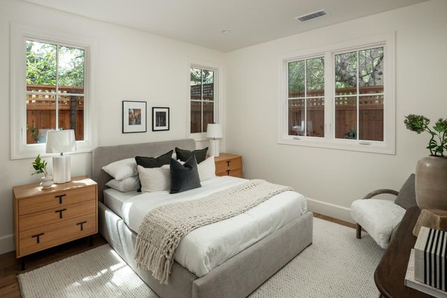 162 Waverley Street, Palo Alto, CA 94301