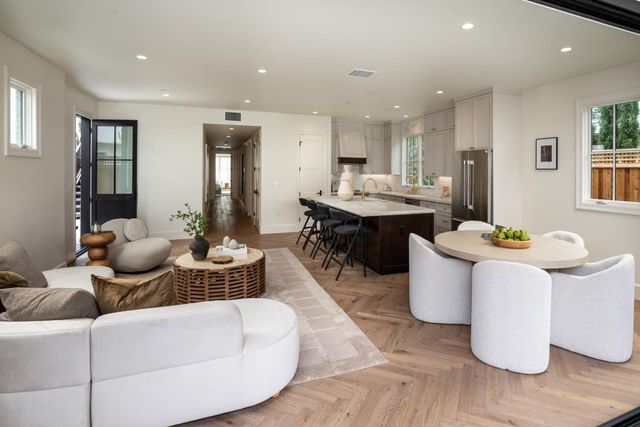 162 Waverley Street, Palo Alto, CA 94301