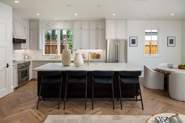 162 Waverley Street, Palo Alto, CA 94301