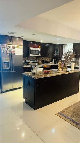 20401 NE 30th Avenue 1088, Aventura, FL 33180
