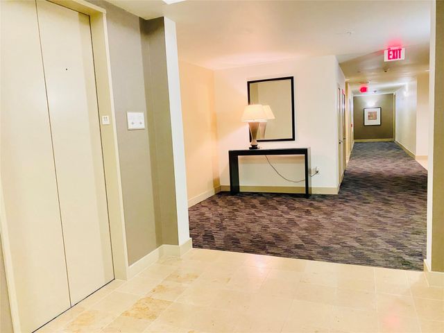 3505 Sage Road 1108, Houston, TX 77056