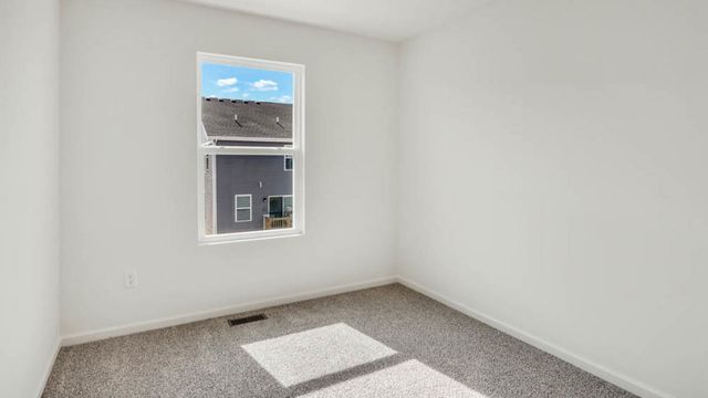 427 lakeshore Court, St. Charles, IL 60174