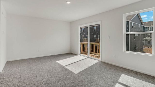 427 lakeshore Court, St. Charles, IL 60174