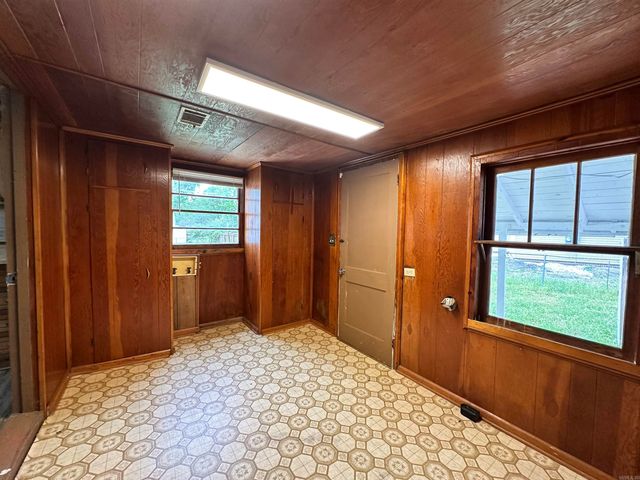 189 Roosevelt Road, Jacksonville, AR 72076