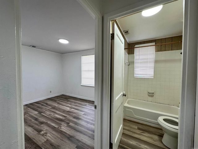 189 Roosevelt Road, Jacksonville, AR 72076