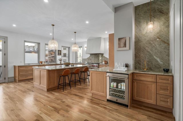 34 Woodland Avenue, Columbus, OH 43203