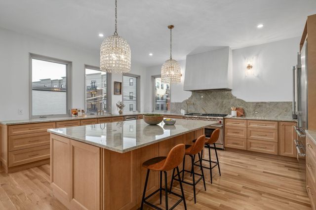 34 Woodland Avenue, Columbus, OH 43203