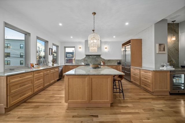 34 Woodland Avenue, Columbus, OH 43203