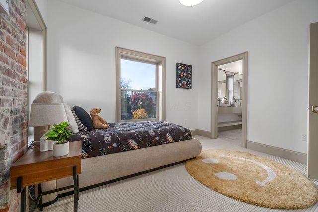 34 Woodland Avenue, Columbus, OH 43203